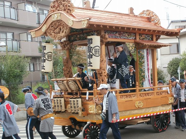 第二御旅所に向かう山車