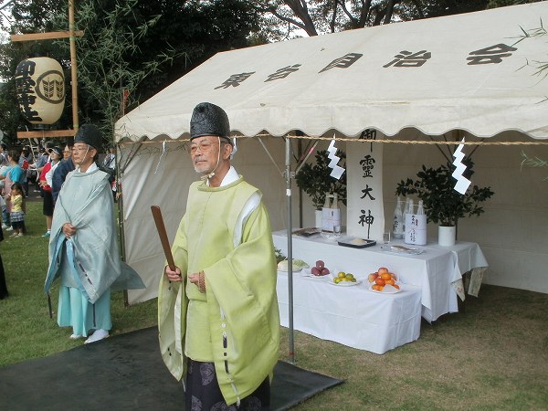各御旅所には御標号がまつられる