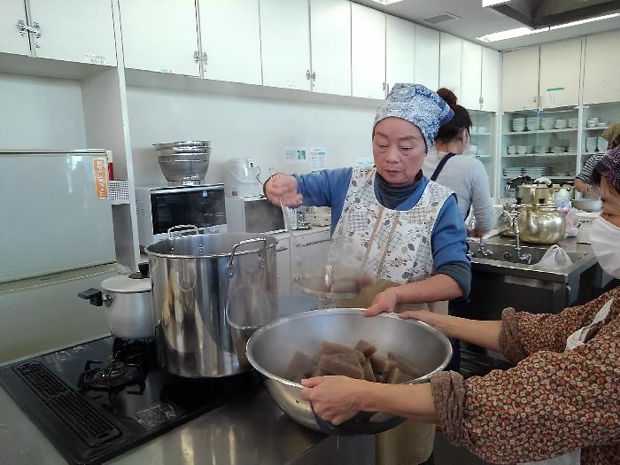 女性部部長 平田さん