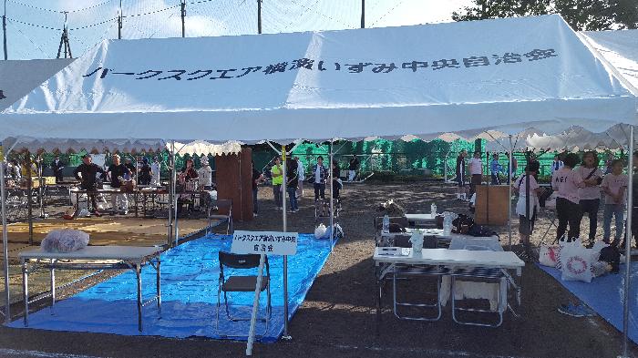 真新しいテント設置