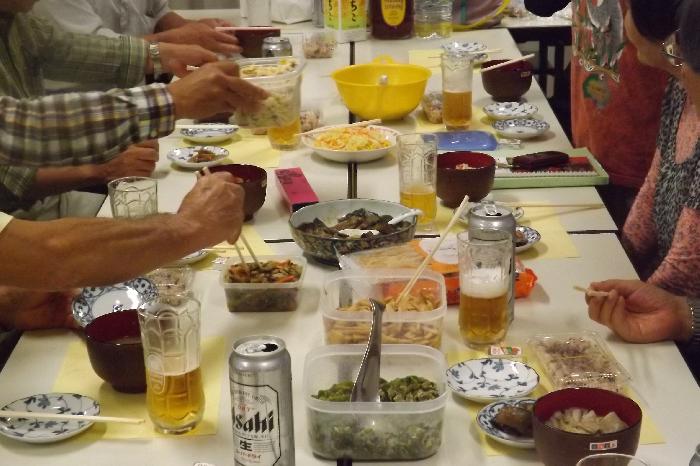 おいしい料理が並んでいます