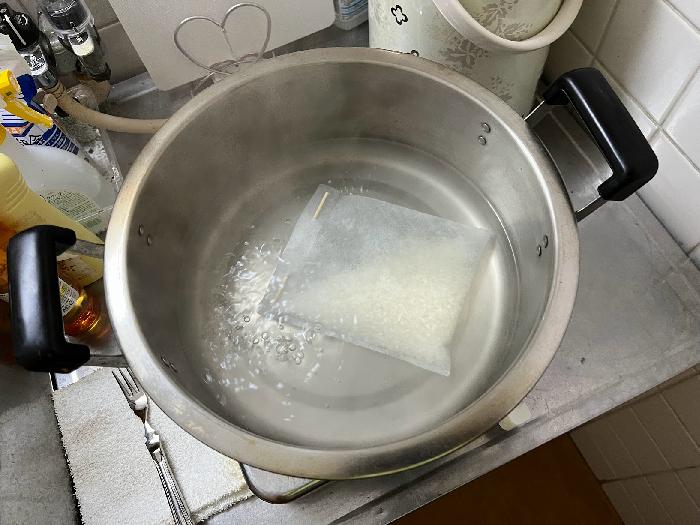 30分煮て、20分蒸らします