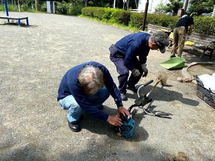 機械の調整です