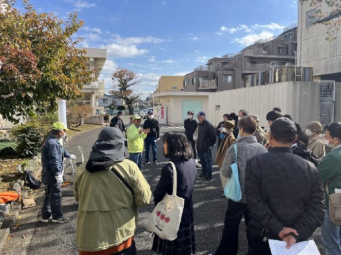 発電機やスマホの充電など