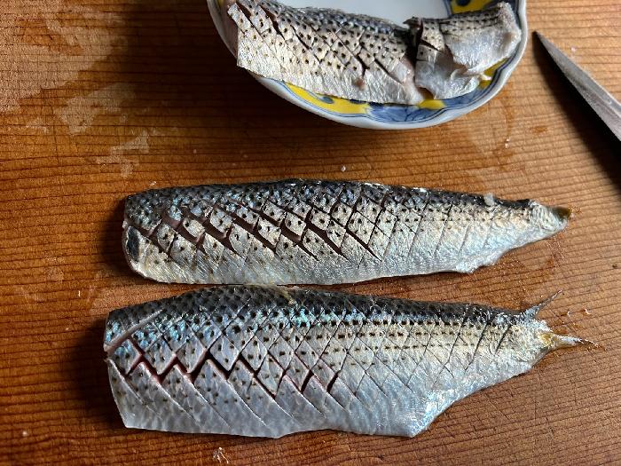 酢じめの後、骨切りして・・