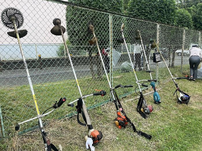 刈り払い機